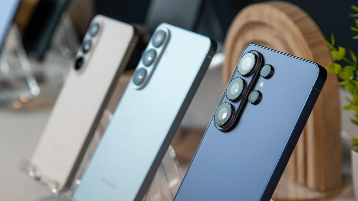 تسريبات جديدة تكشف: بطاريات سامسونج الضخمة 18000 ملي أمبير تتعرض للاختبارات قبل الإصدار